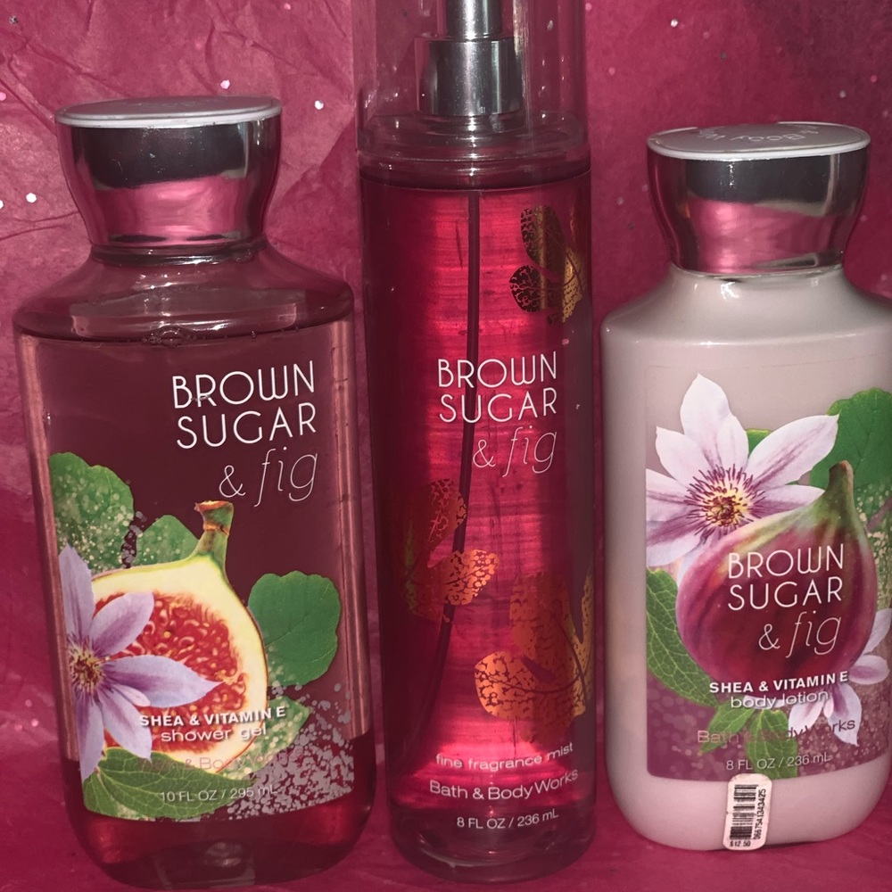 Bath and body works set.